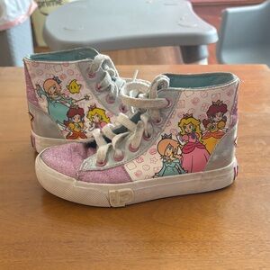 Nintendo Super Mario Kids Sneakers - Purple and White